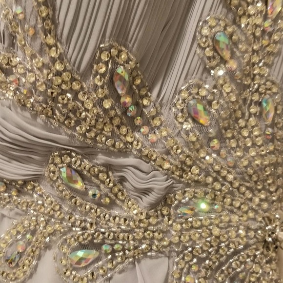 DAVE & JOHNNY SILVER GRAY GOWN SZ 7/8 - Picture 8 of 15